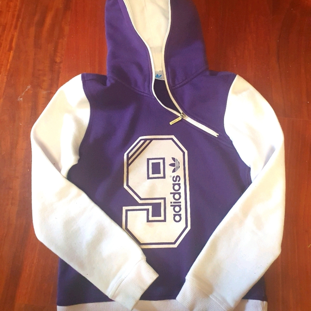 Adidas sweater